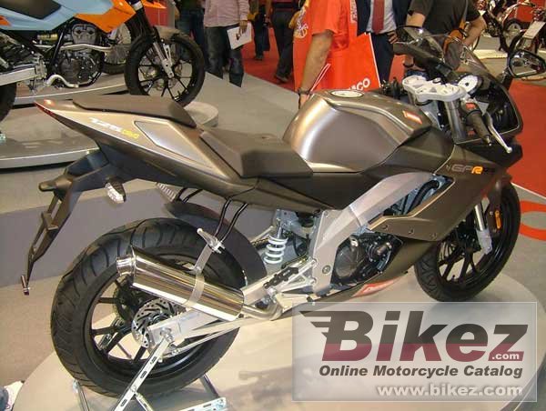 Big nymous user. gpr 125 racing picture and wallpaper from Bikez.com